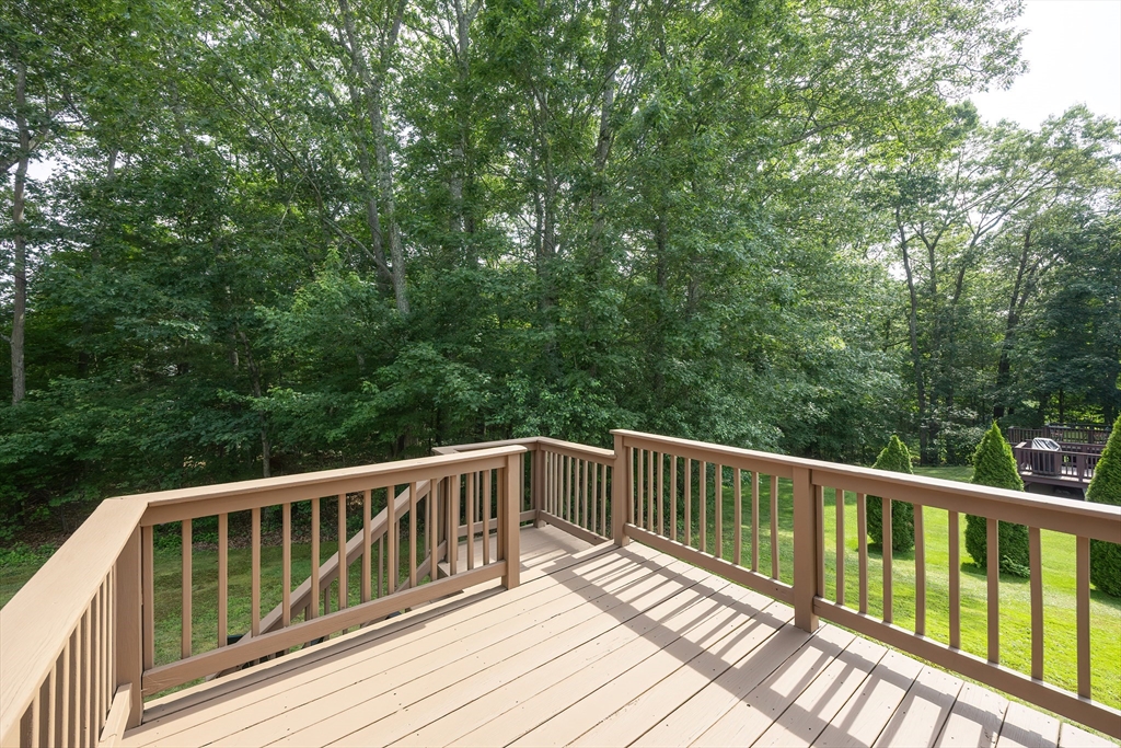 Plainville, Massachusetts 02762, United States, 2 Bedrooms Bedrooms, ,2 BathroomsBathrooms,Residential,Pending,152036