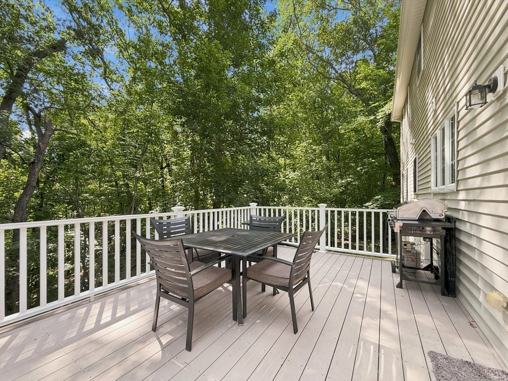 6 Londonderry Ln, Georgetown, MA, 6 Londonderry Ln, Georgetown, MA Photo #13