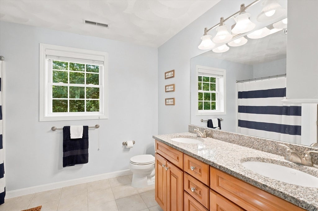 6 Londonderry Ln, Georgetown, MA, 6 Londonderry Ln, Georgetown, MA Photo #25