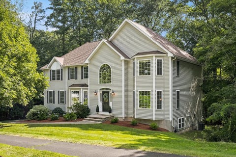 Photo of 6 Londonderry Ln, Georgetown, MA 01833 (MLS # 73556717)