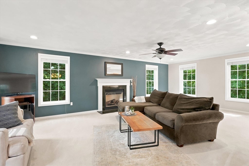 6 Londonderry Ln, Georgetown, MA, 6 Londonderry Ln, Georgetown, MA Photo #3