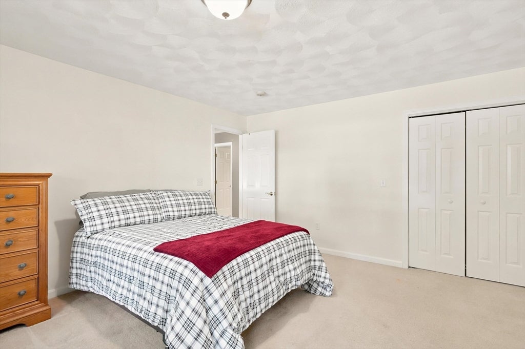 6 Londonderry Ln, Georgetown, MA, 6 Londonderry Ln, Georgetown, MA Photo #23