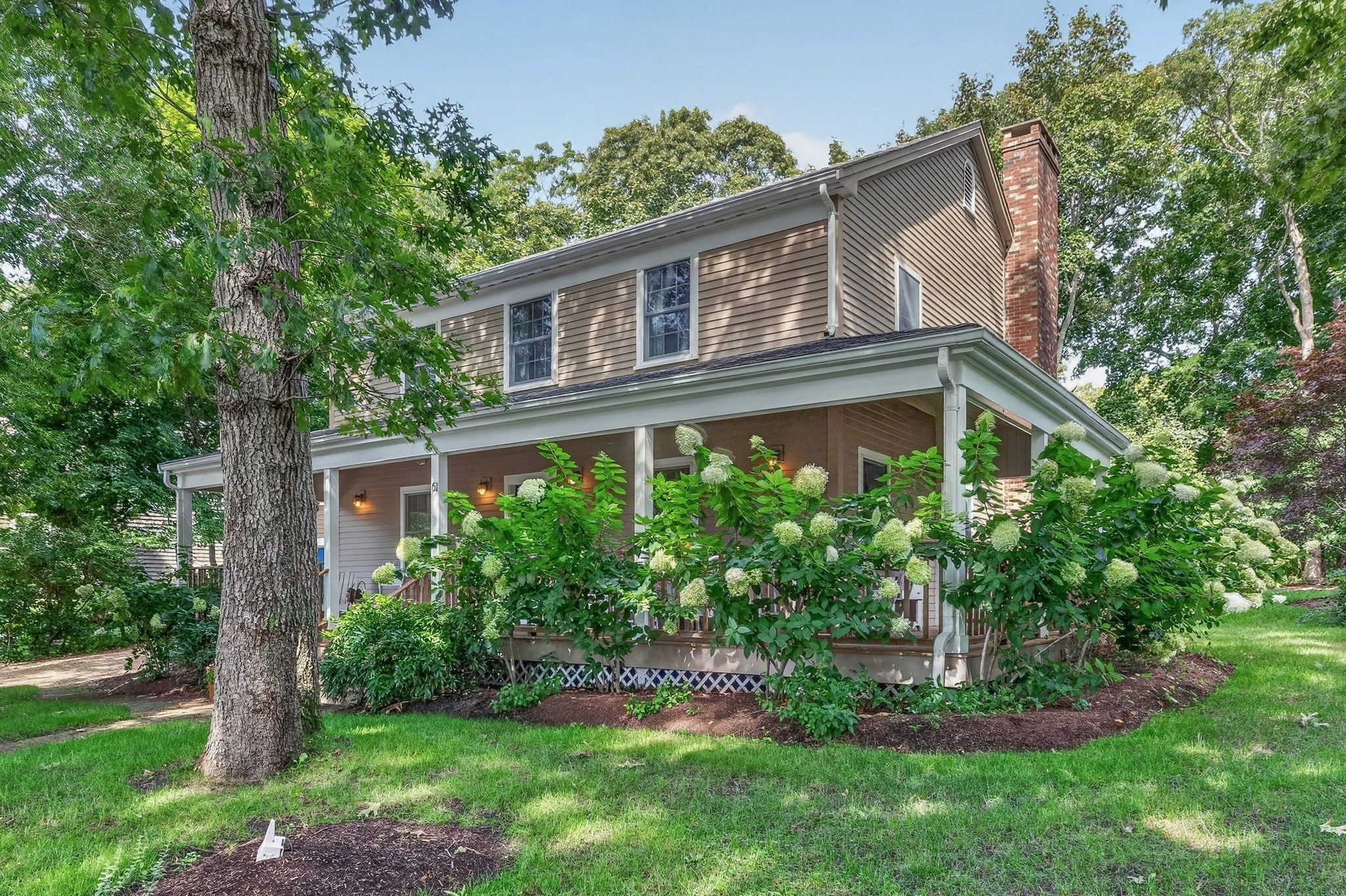 61 Canonicus Ave, Oak Bluffs, MA Photo #2