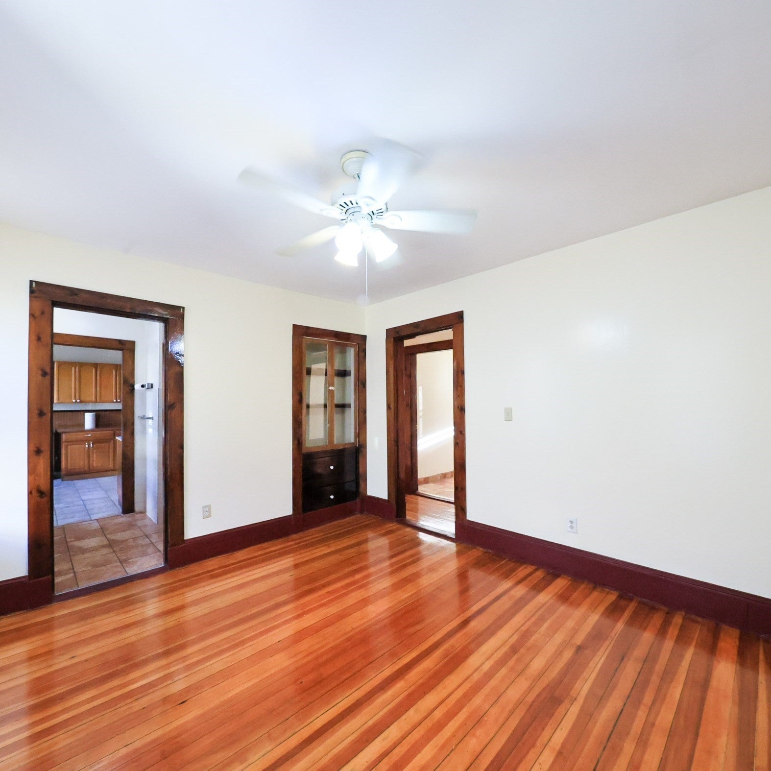 522 Summer St #3, Lynn, MA, 522 Summer St #3, Lynn, MA Photo #4