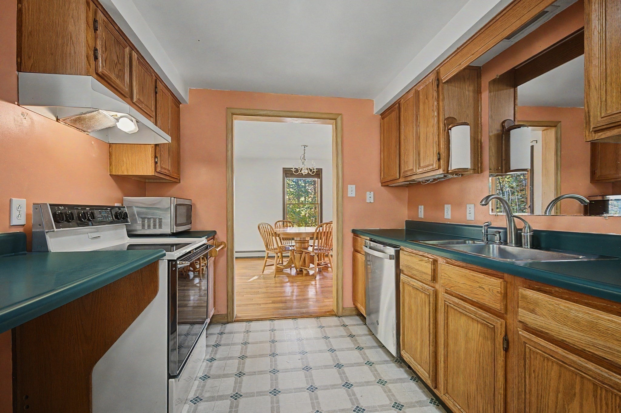 26 Nash Hill Road, Williamsburg, MA Photo #10