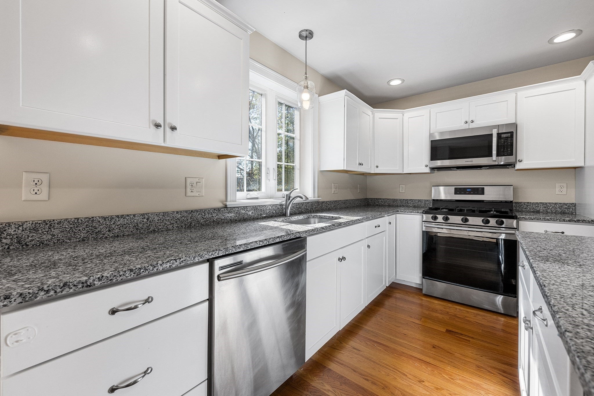 21 Clark St #21, Abington, MA Photo #10