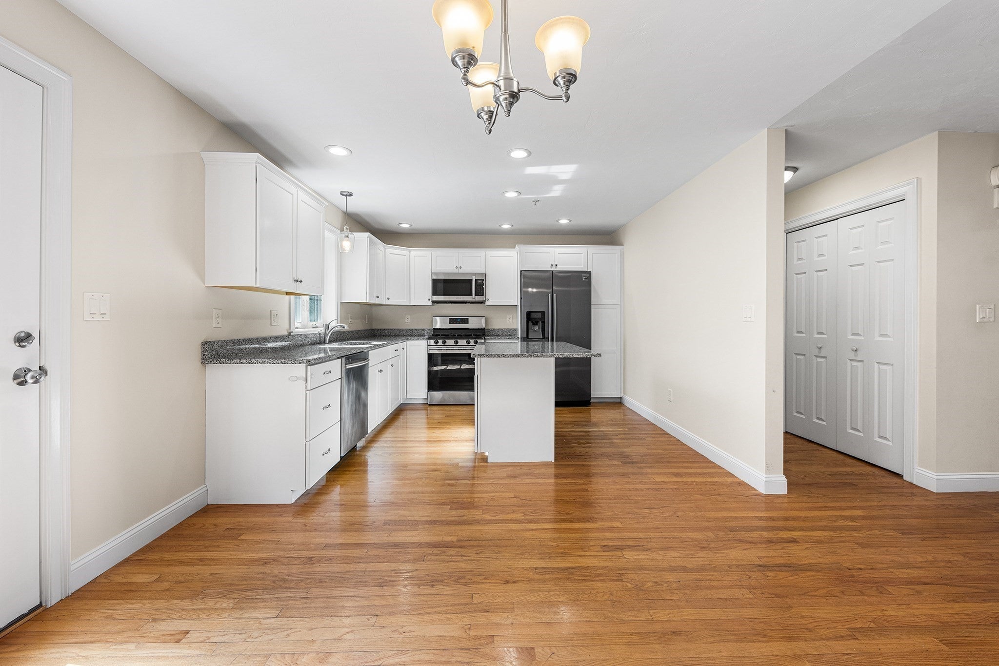 21 Clark St #21, Abington, MA Photo #8