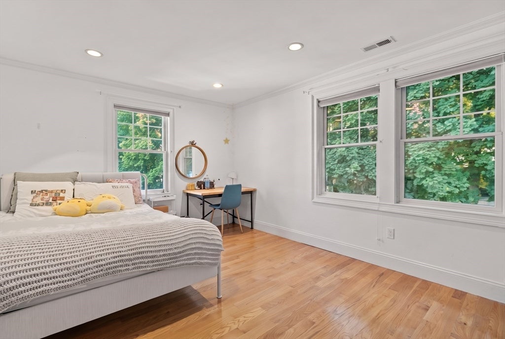 37-39 Beaconsfield Road, Brookline, MA, 37-39 Beaconsfield Road, Brookline, MA Photo #18