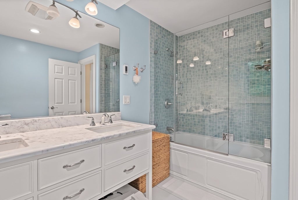 37-39 Beaconsfield Road, Brookline, MA, 37-39 Beaconsfield Road, Brookline, MA Photo #17