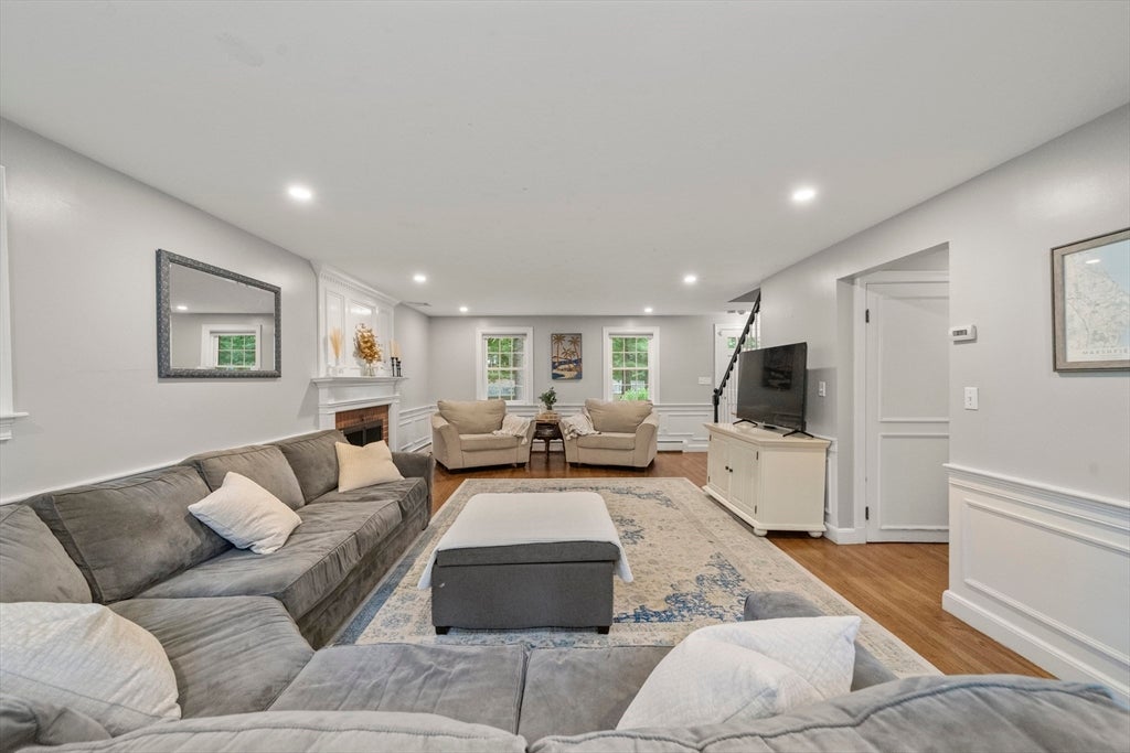 595 Forest St, Marshfield, MA, 595 Forest St, Marshfield, MA Photo #12