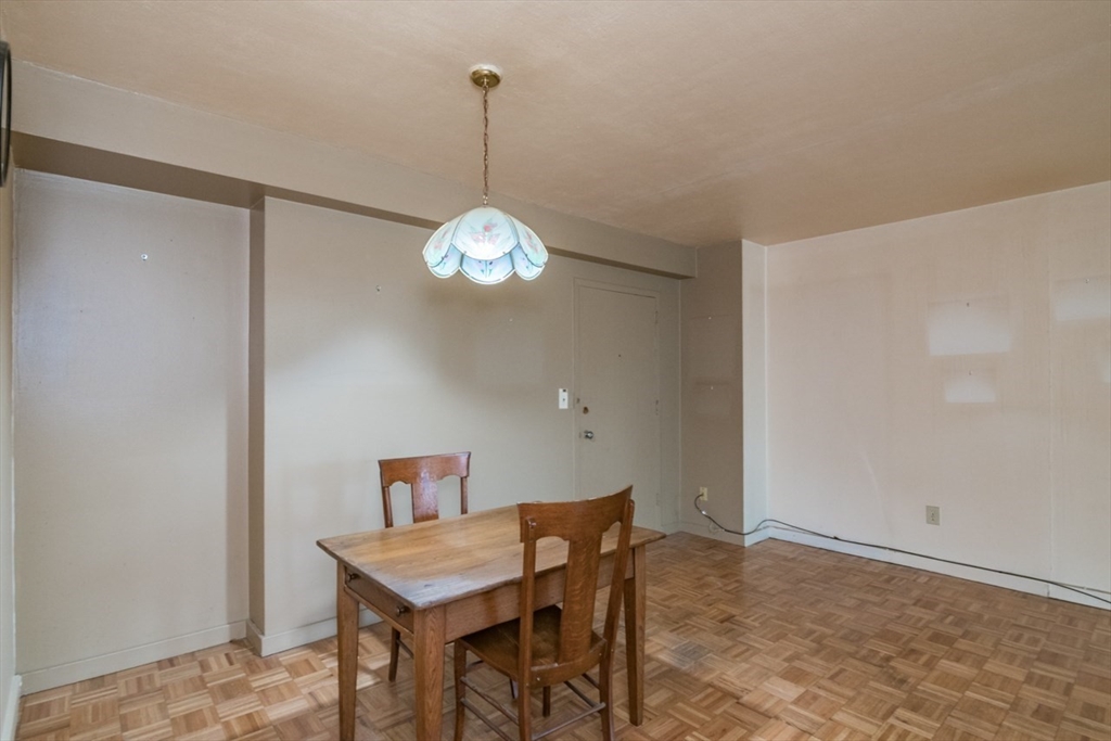101 Mulberry St 506