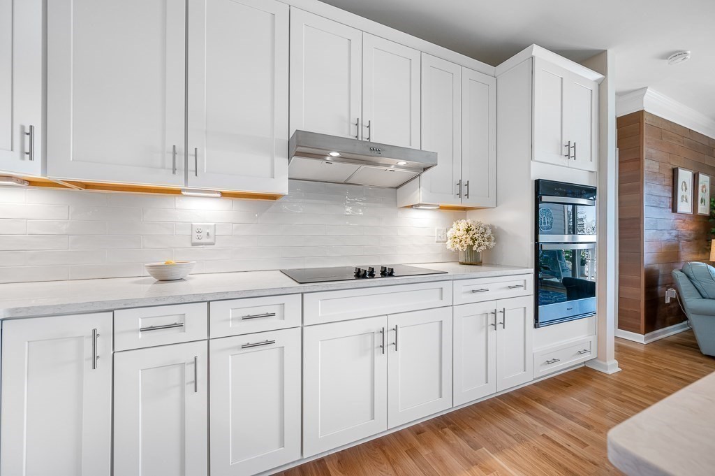 6 Peters Farm Way 411