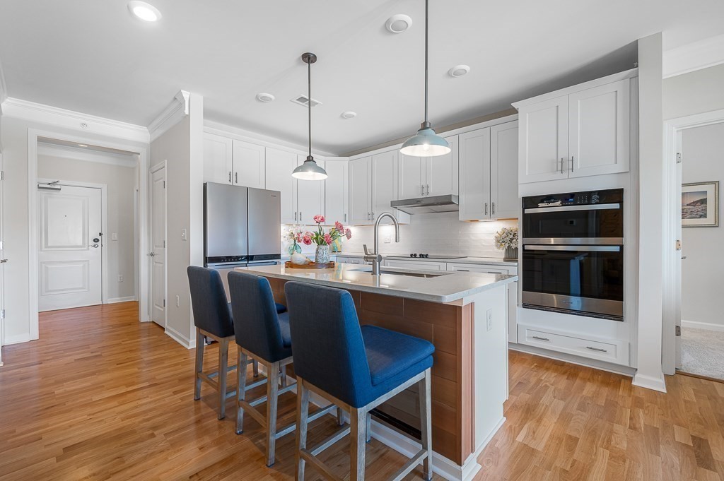 6 Peters Farm Way 411