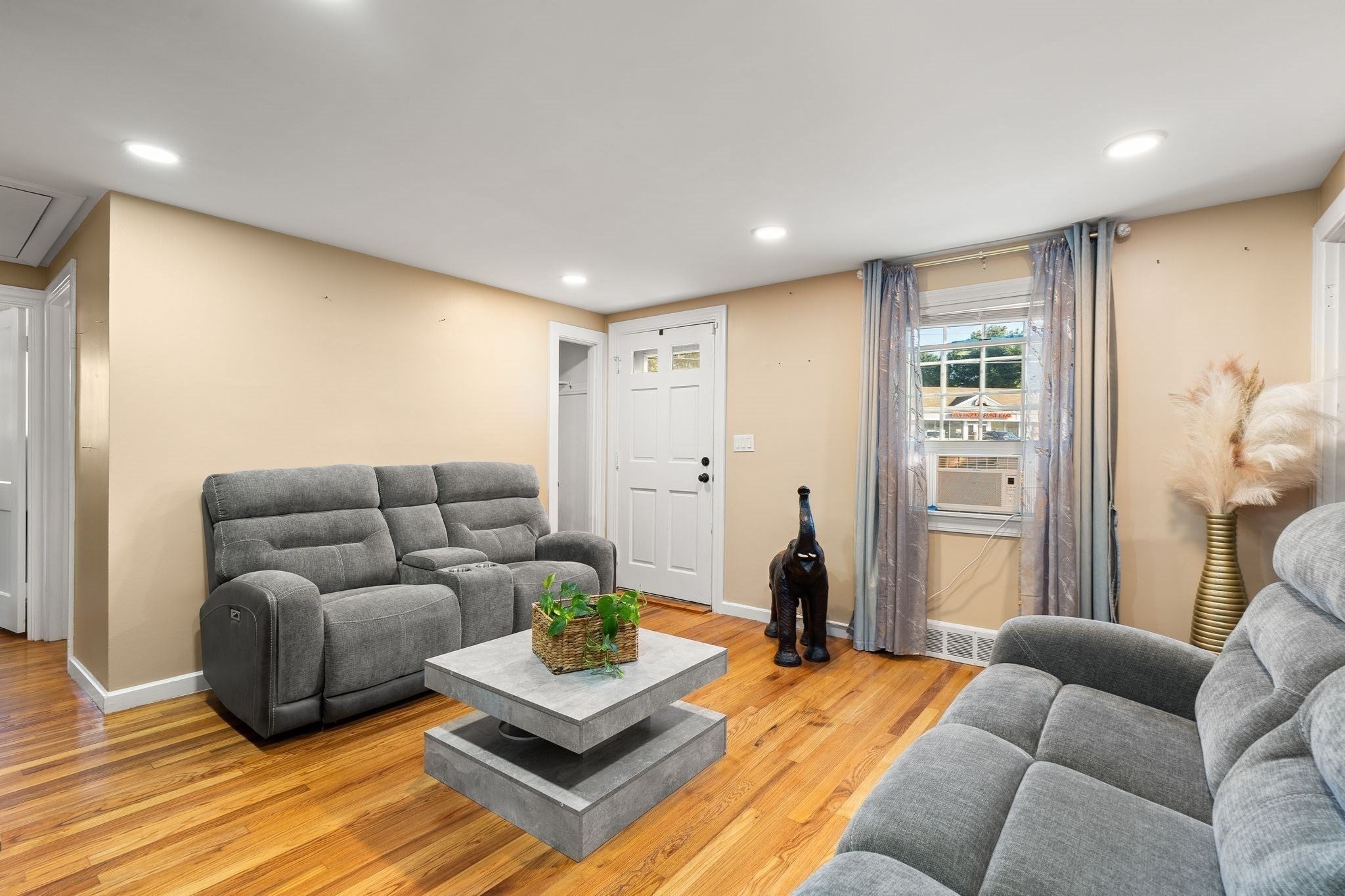441 E Ashland St, Brockton, MA Photo #7