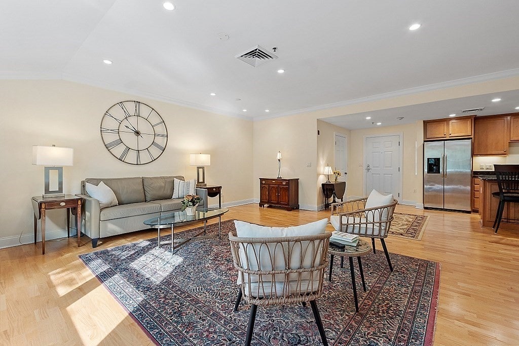 95 Conant Street 408