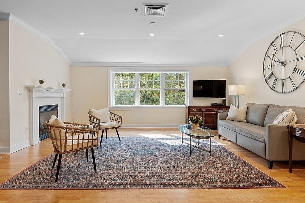 95 Conant Street 408