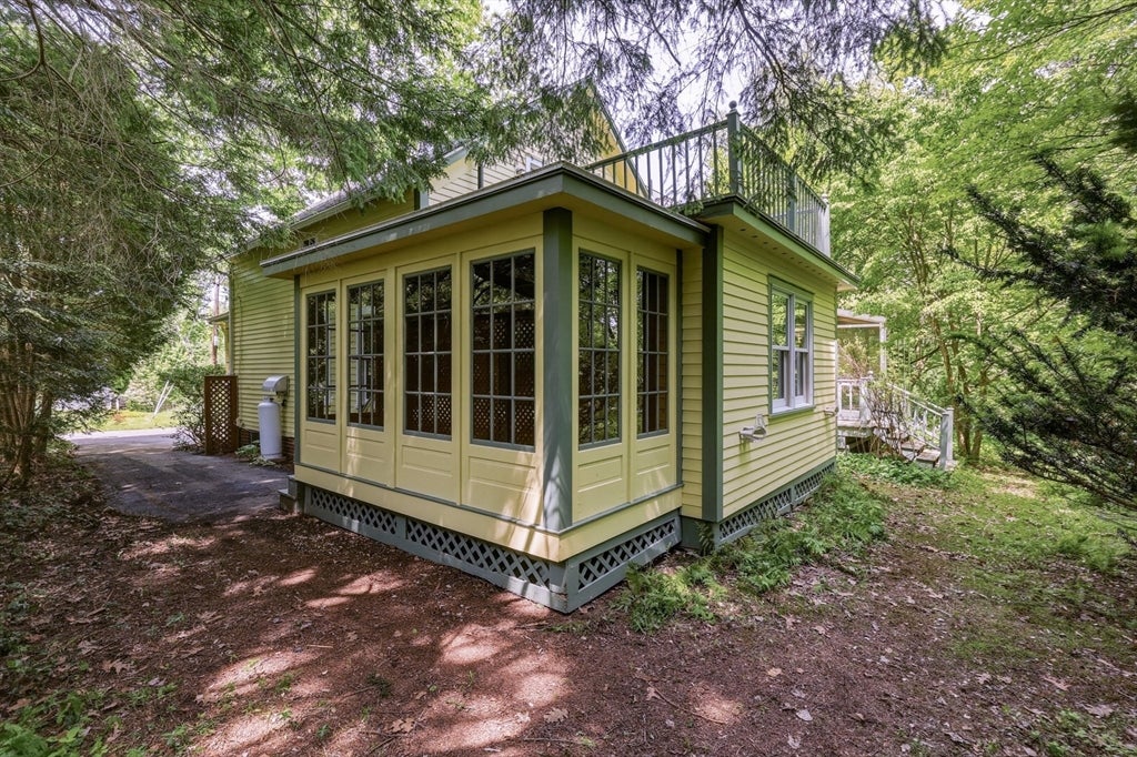 52 Baker St, Amherst, MA Photo #32