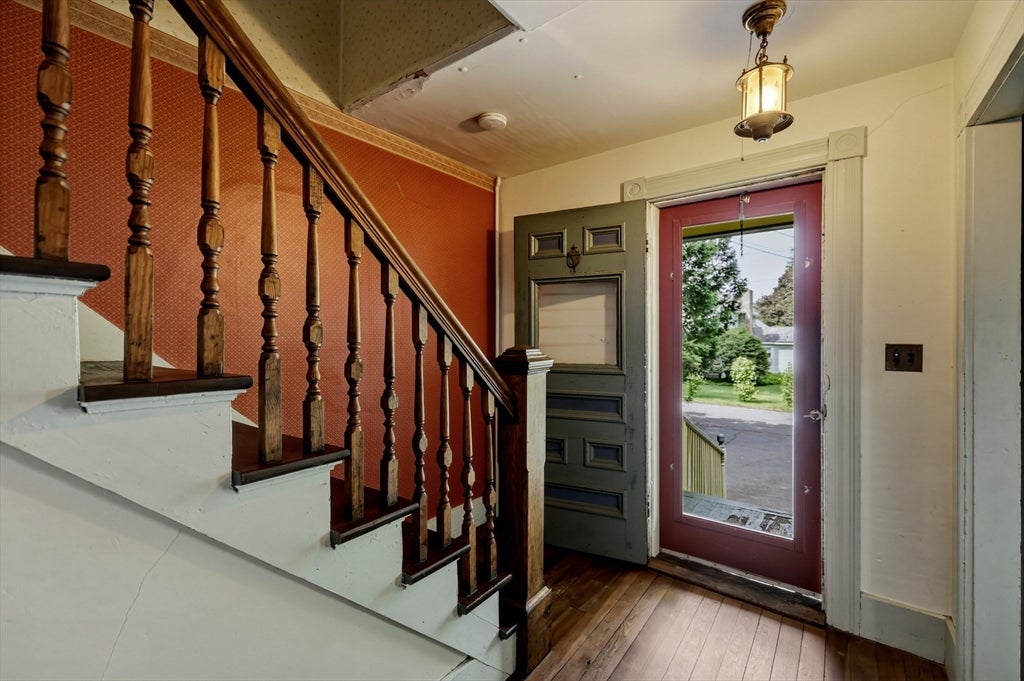 52 Baker St, Amherst, MA Photo #22
