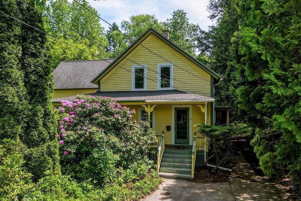 52 Baker St, Amherst, MA Photo #1