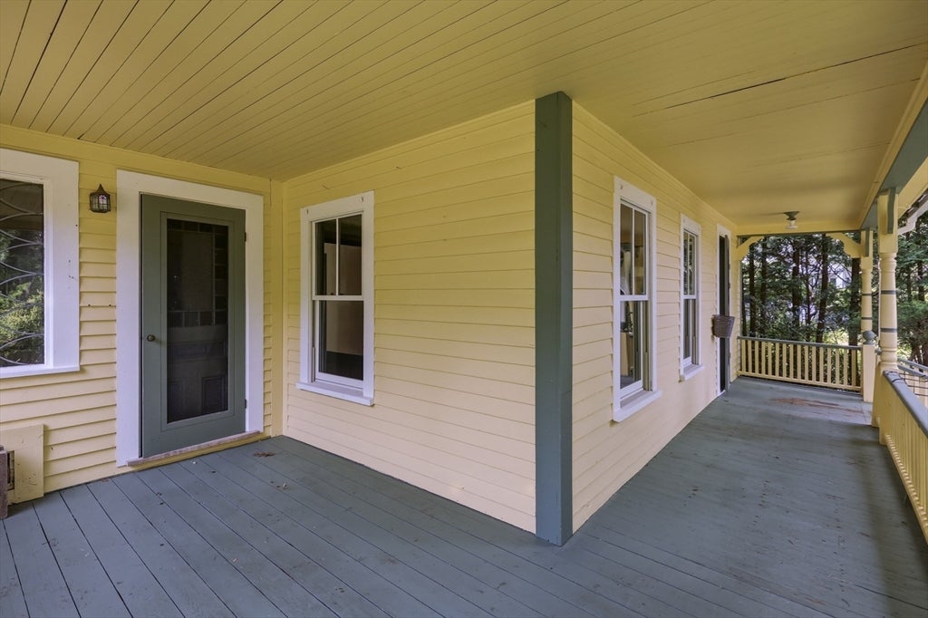 52 Baker St, Amherst, MA Photo #37