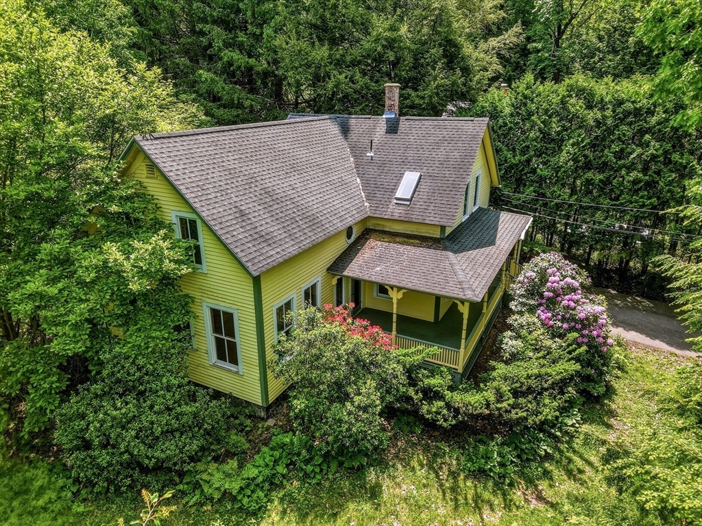 52 Baker St, Amherst, MA Photo #2