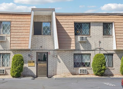 132 Hoffman Ave 115 Cranston RI 02920