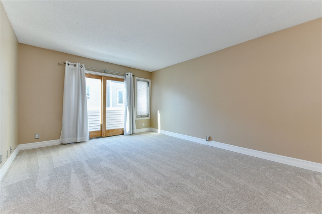 4 Fresh Pond Pl, Cambridge, MA Photo #19