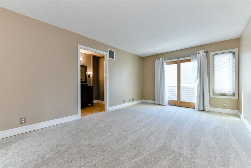 4 Fresh Pond Pl, Cambridge, MA Photo #18