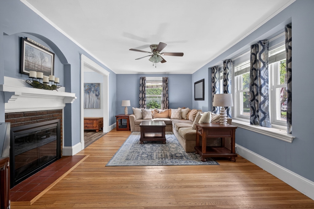 11 Clifton Ave, Beverly, MA Photo #11