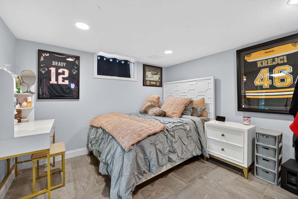 11 Clifton Ave, Beverly, MA Photo #31