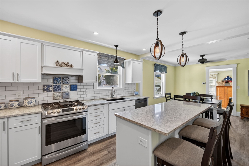 11 Clifton Ave, Beverly, MA Photo #4