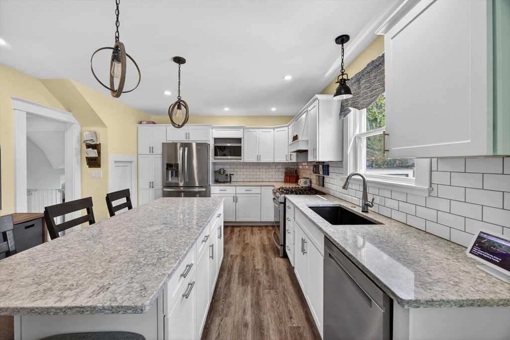 11 Clifton Ave, Beverly, MA Photo #2