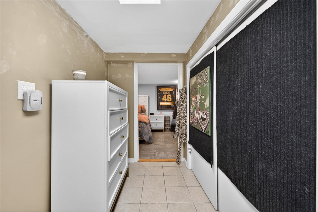 11 Clifton Ave, Beverly, MA Photo #33