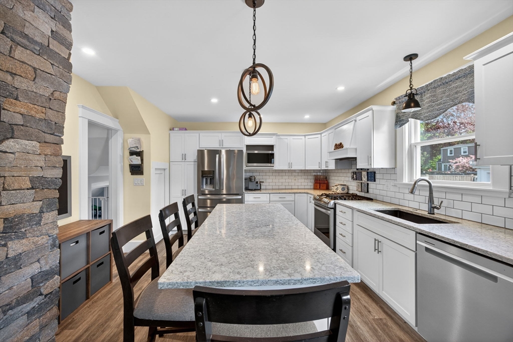 11 Clifton Ave, Beverly, MA Photo #5
