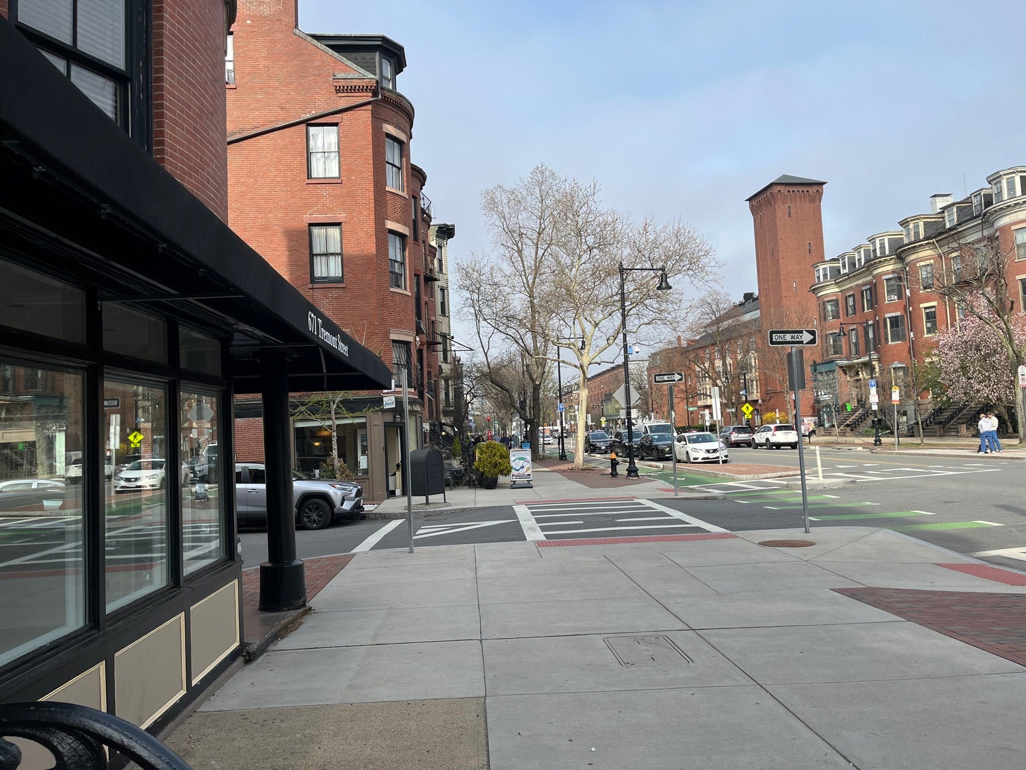 671 Tremont Street 01