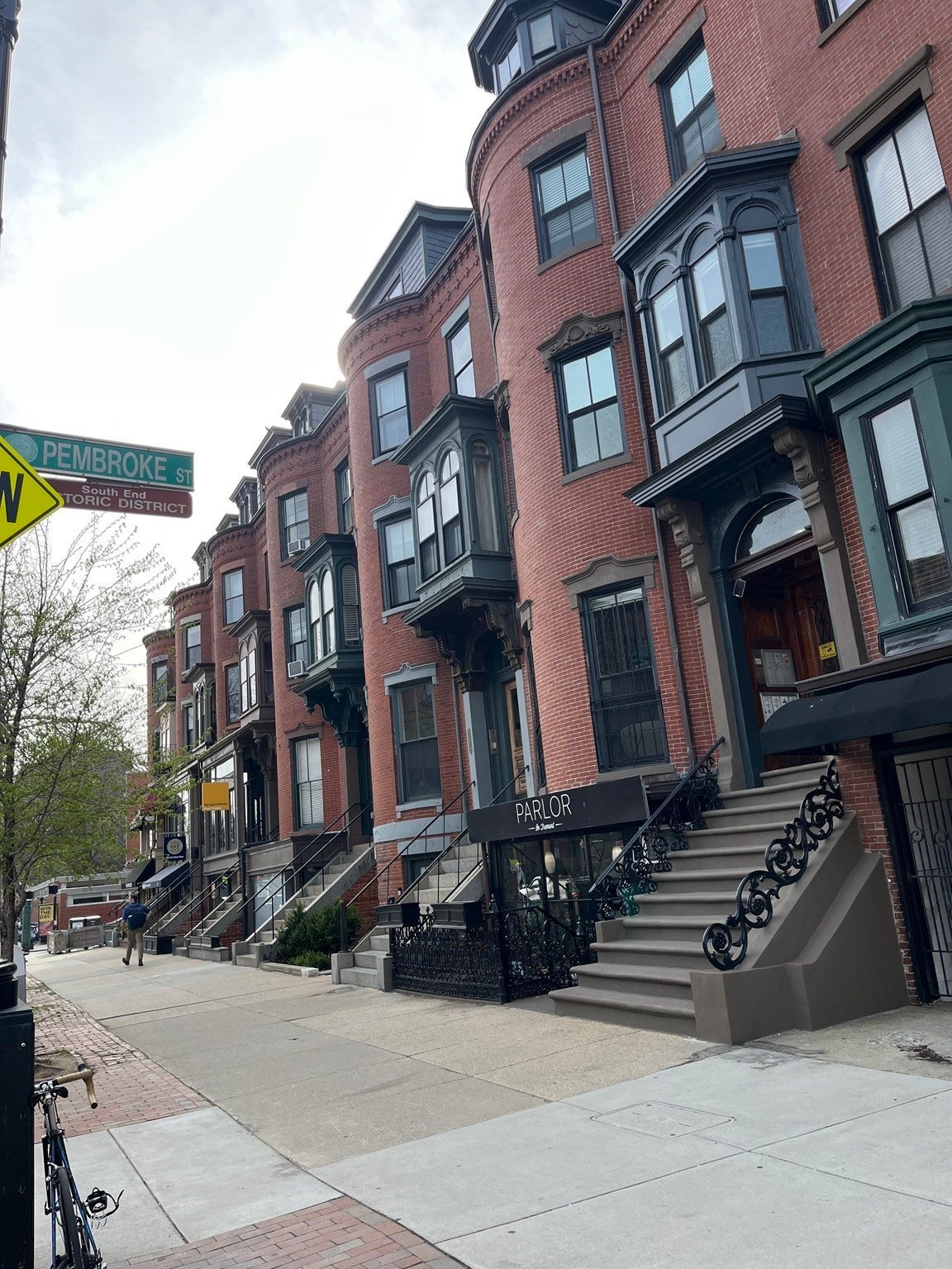 671 Tremont Street 01