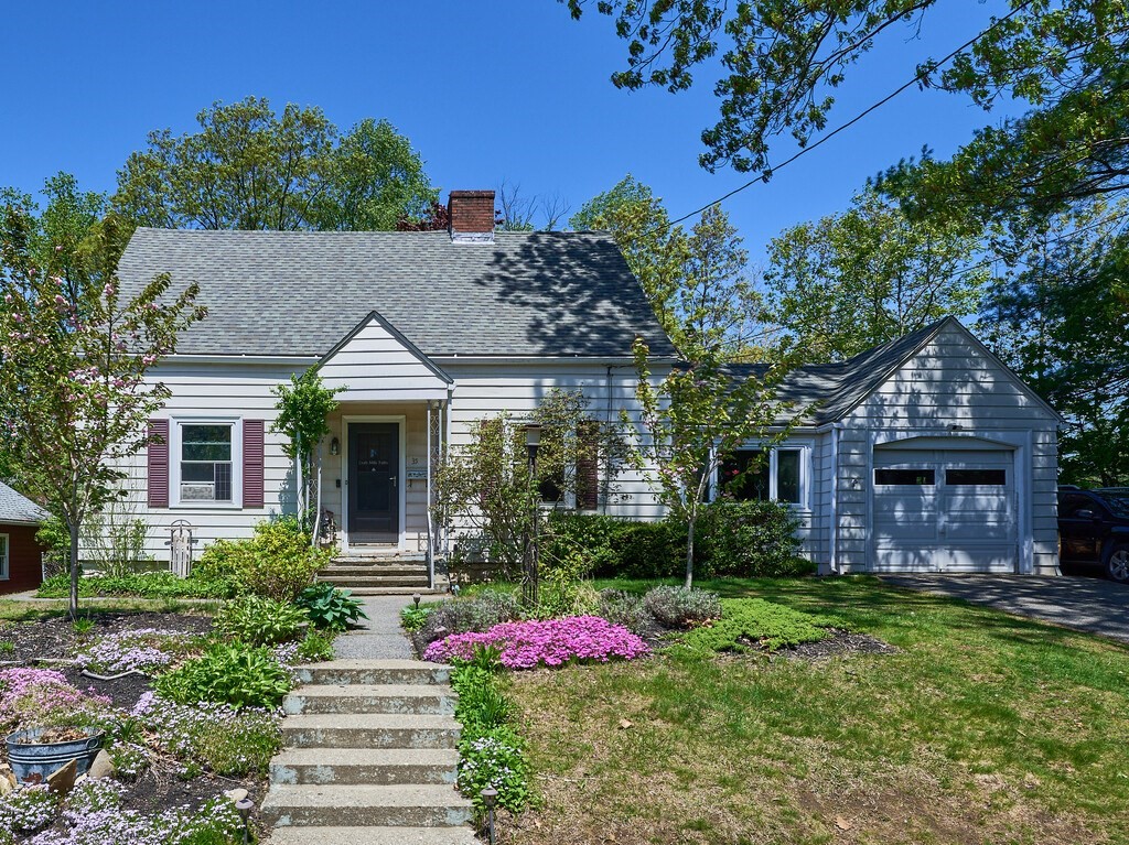 35 Brook Rd