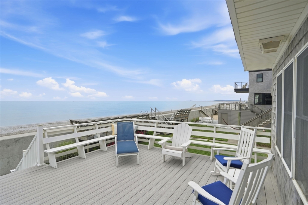 61 Ocean Road North