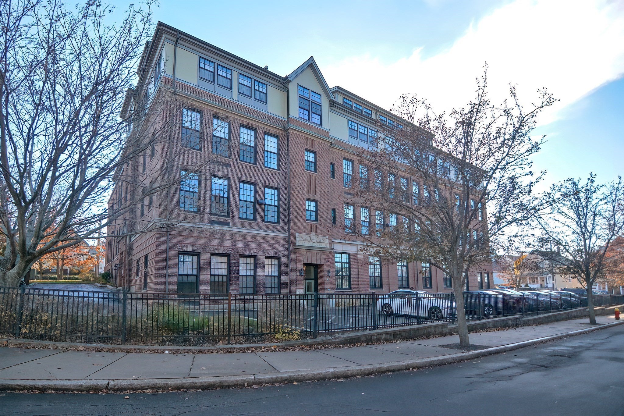 72 Ashland St