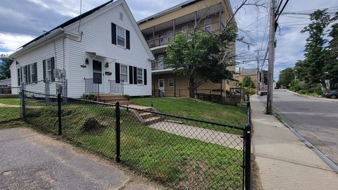 Photo of 273 Pleasant St, Gardner, MA 01440 (MLS # 73548078)