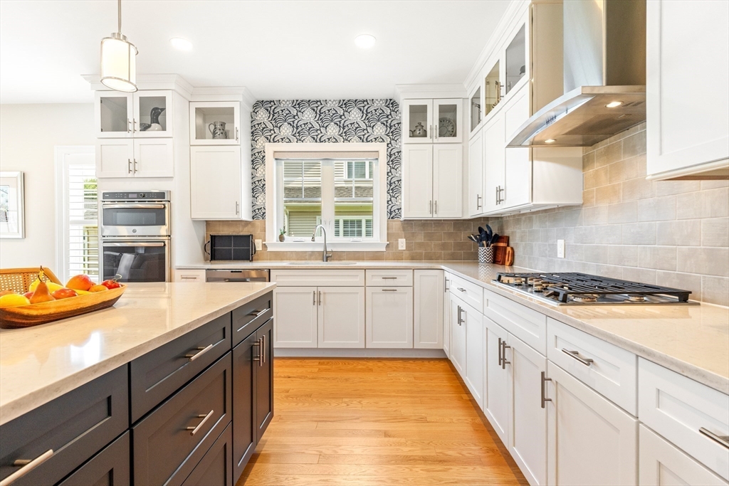 Wrentham, Massachusetts 02093, United States, 2 Bedrooms Bedrooms, ,2 BathroomsBathrooms,Residential,Active,166810