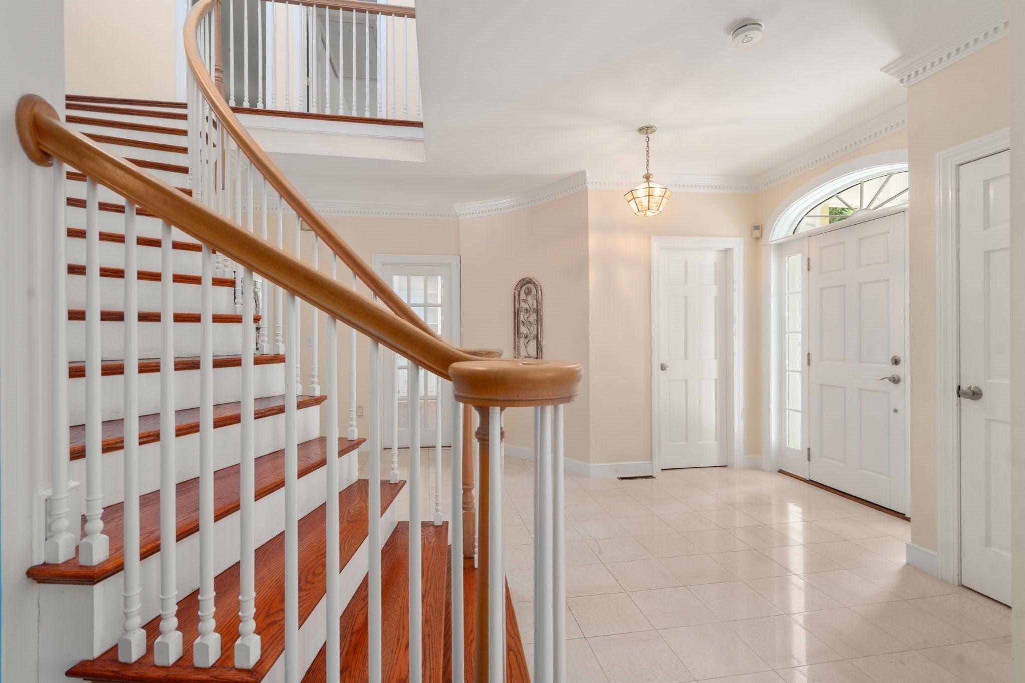 2 Sanger Cir, Dover, MA Photo #4