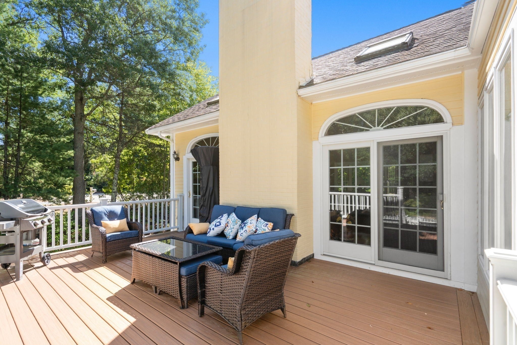 2 Sanger Cir, Dover, MA Photo #34