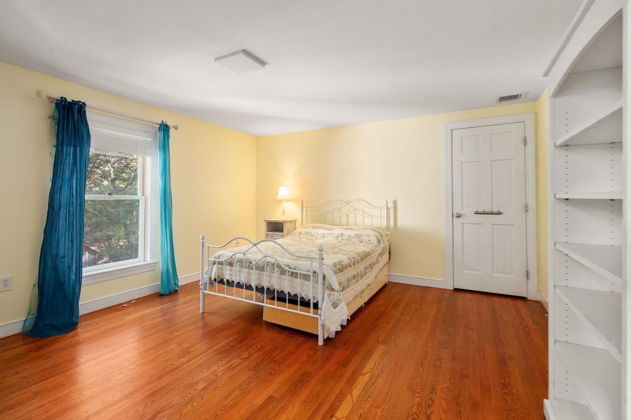 2 Sanger Cir, Dover, MA Photo #24