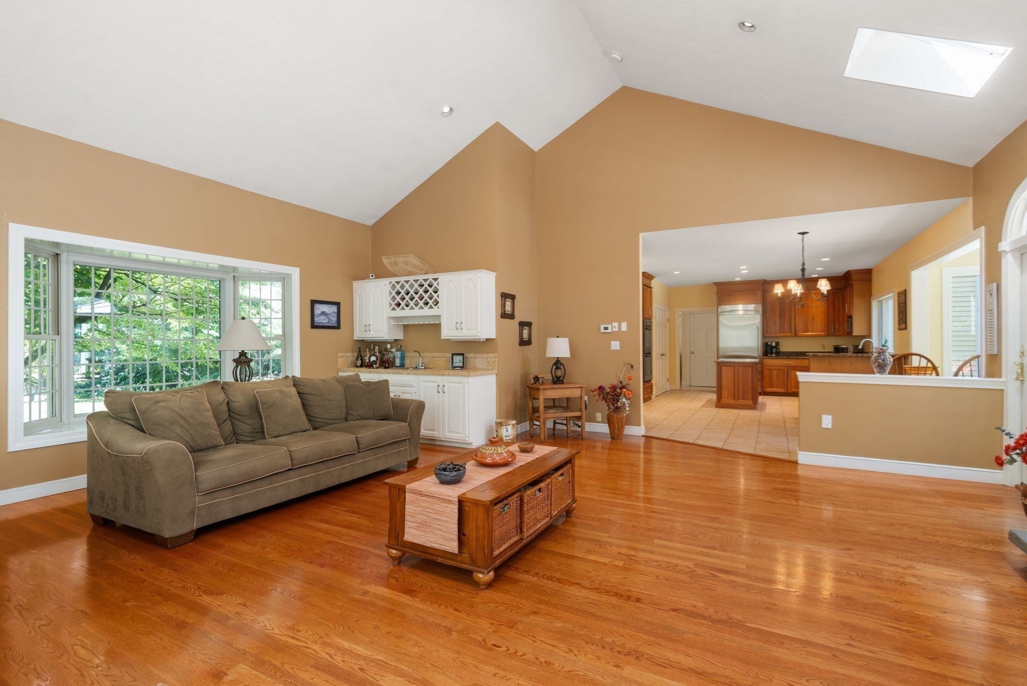 2 Sanger Cir, Dover, MA Photo #8