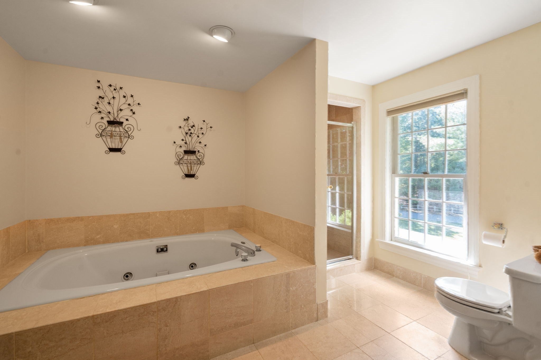 2 Sanger Cir, Dover, MA Photo #22