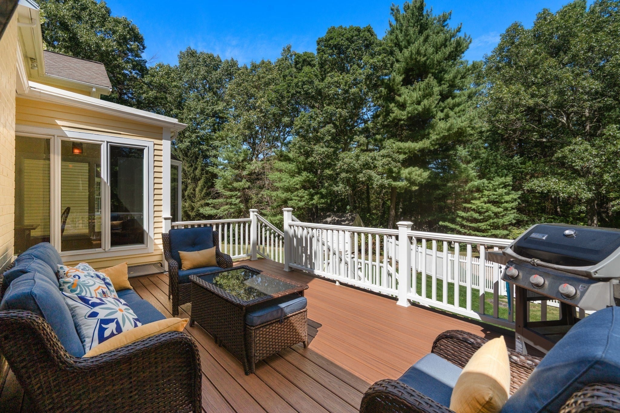 2 Sanger Cir, Dover, MA Photo #33