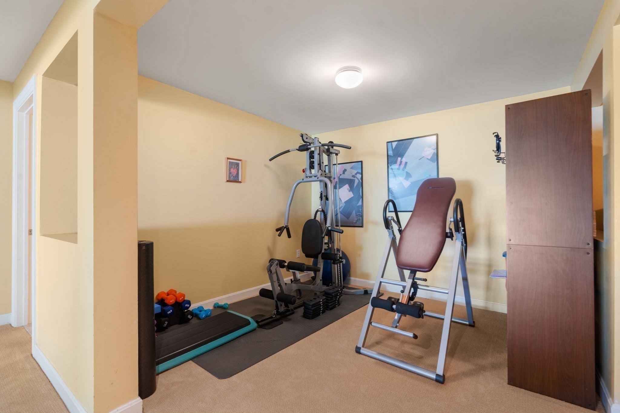 2 Sanger Cir, Dover, MA Photo #30