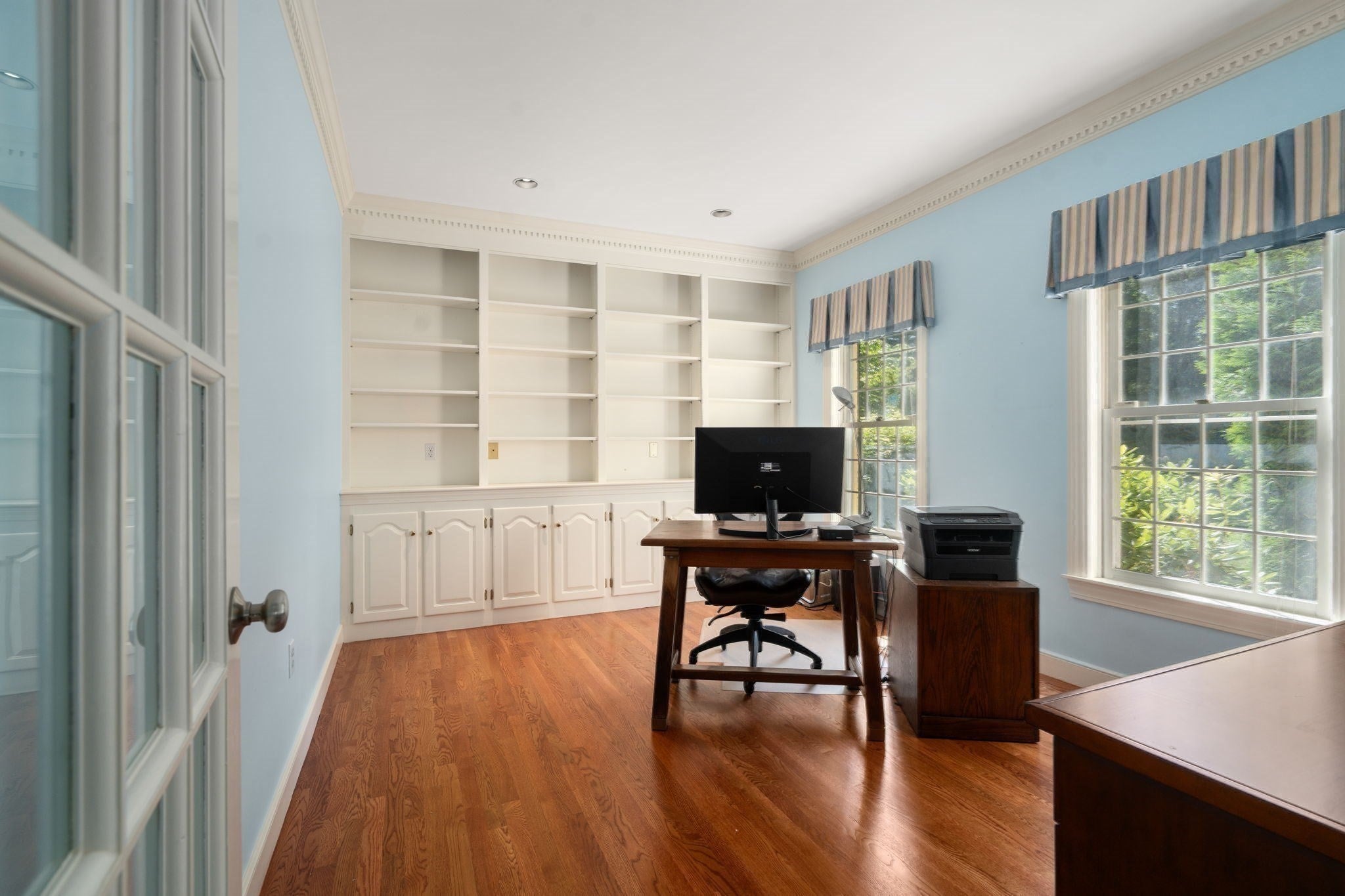 2 Sanger Cir, Dover, MA Photo #15