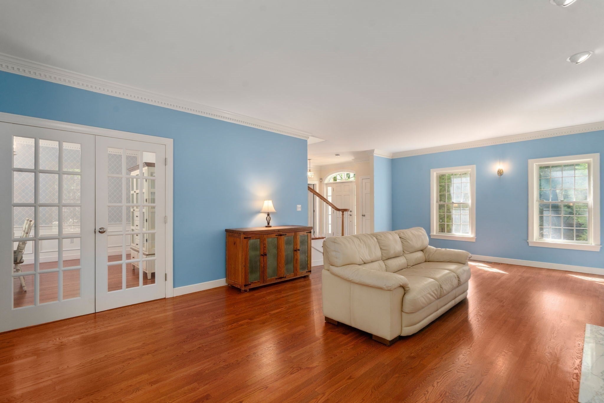 2 Sanger Cir, Dover, MA Photo #13
